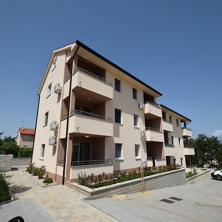 Apartments Medna Čižići Buitenkant foto