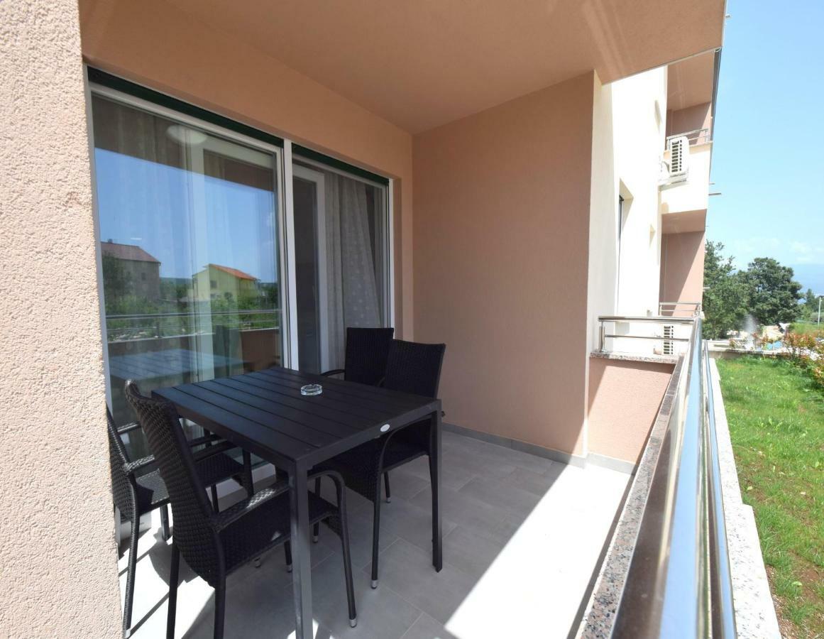 Apartments Medna Čižići Buitenkant foto