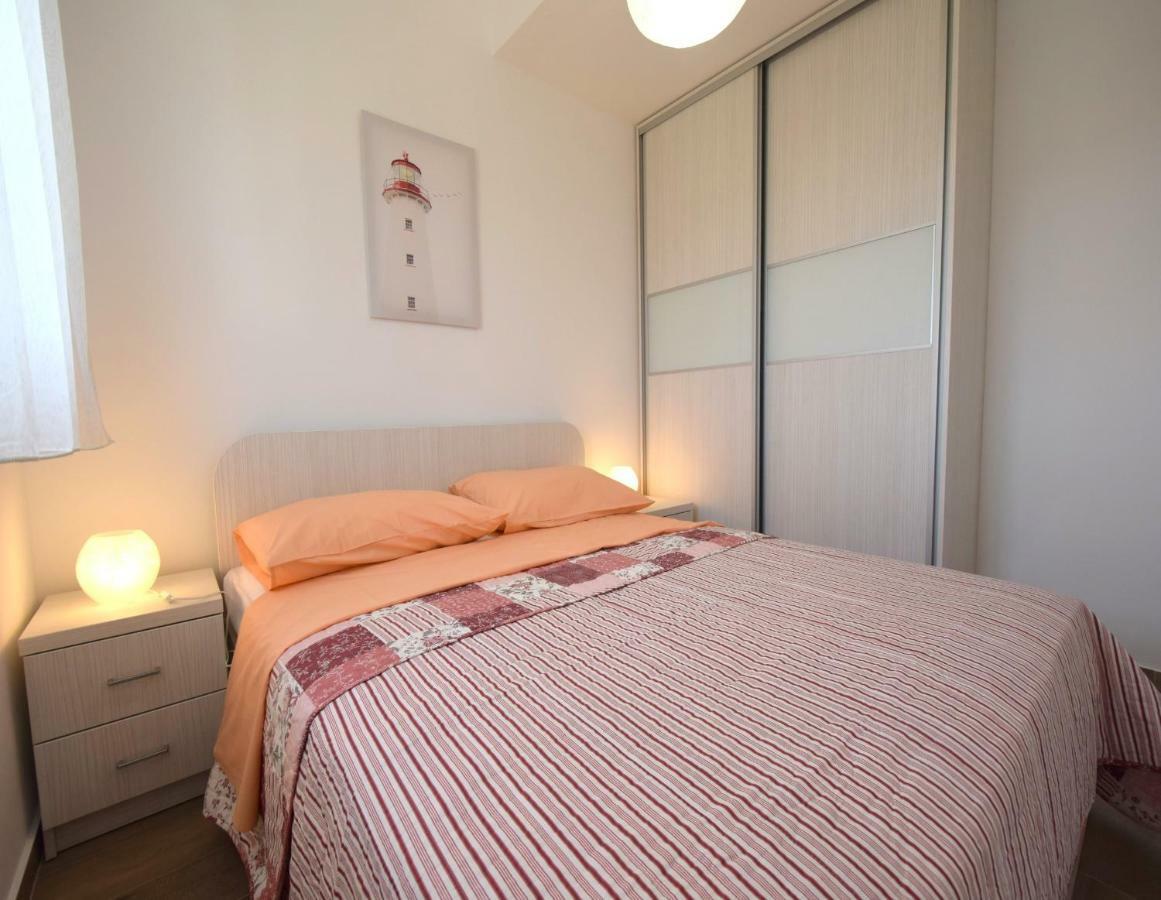 Apartments Medna Čižići Buitenkant foto